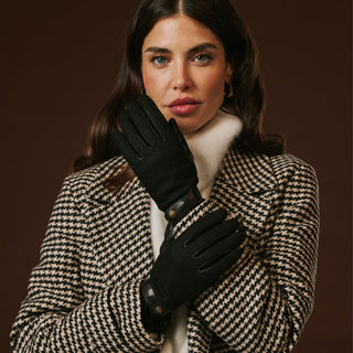Violetta (black) - Italian tweed women's gloves with touchscreen capability and adjustable snap button - Glamourous Grace
