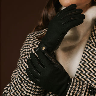 Violetta (black) - Italian tweed women's gloves with touchscreen capability and adjustable snap button - Glamourous Grace