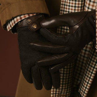 Violetta (dark brown) - Italian tweed women's gloves with touchscreen capability and adjustable snap button - Glamourous Grace