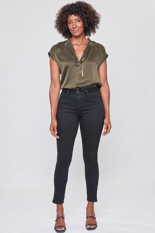 Women's Curvy Ultra High Rise Skinny Jeans