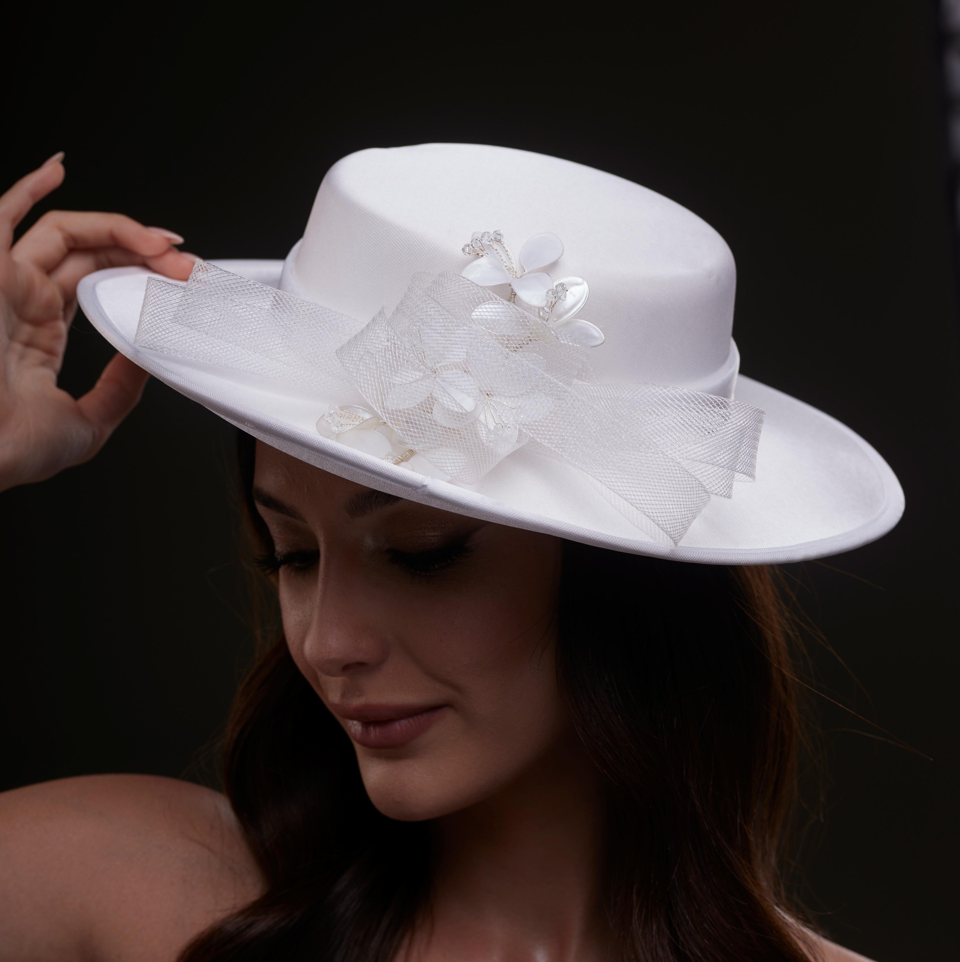 White Bridal Hat with Pearls and Flowers - Glamourous Grace