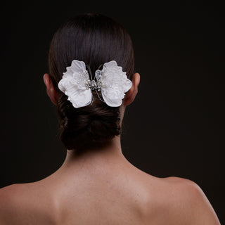 White Butterfly Flower Hair Comb - Glamourous Grace