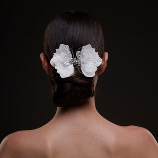 White Butterfly Flower Hair Comb - Glamourous Grace