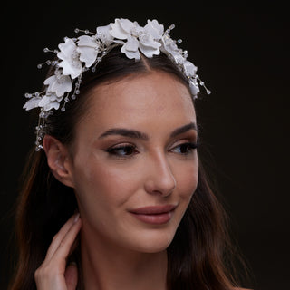 White Floral Hair Vine - Glamourous Grace