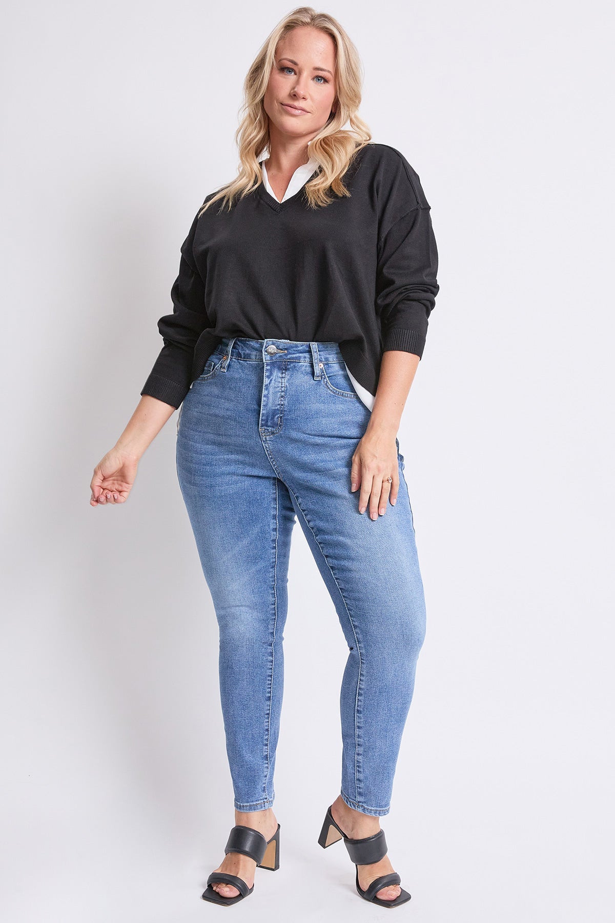 Women's Plus High Rise Basic 5 Pocket Skinny Jeans - Glamourous Grace