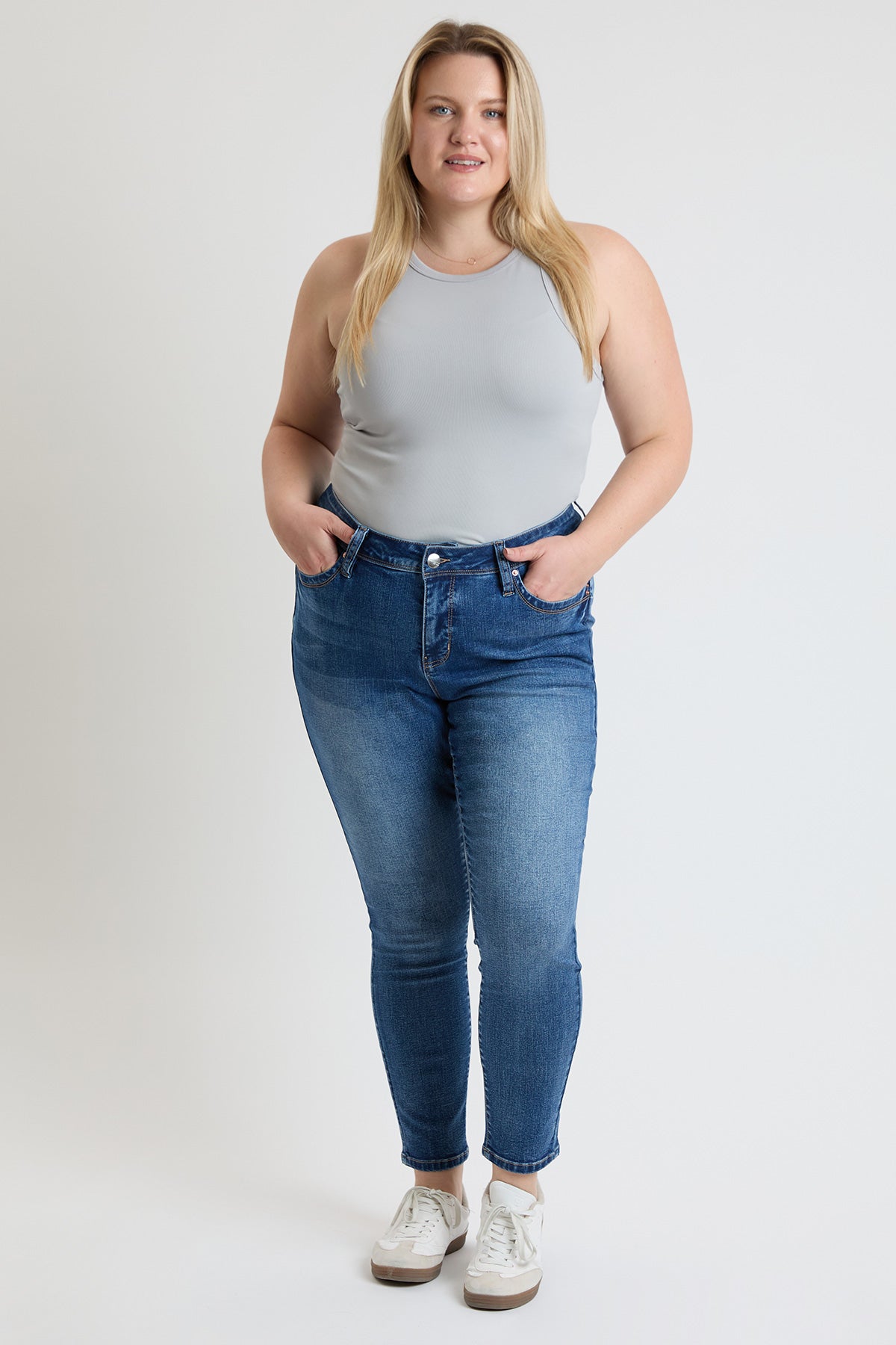 Women's Plus High Rise Curve Confidence  Skinny Jeans - Glamourous Grace