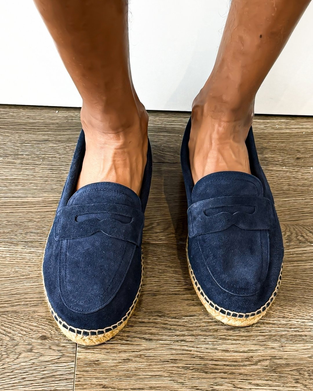 Yago Navy - Glamourous Grace