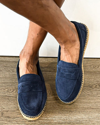 Yago Navy - Glamourous Grace