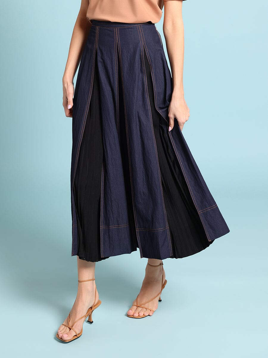 A-line Skirt with Contrast Stitch Front Pleated - Glamourous Grace