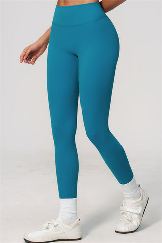 The Zura T-shirt Leggings 2-Piece Set