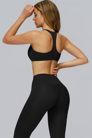 The FlexCore Sports Bra Capri Leggings 2-Piece Set