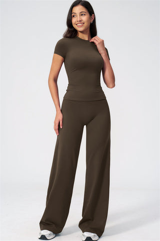The Dynamic T-shirt Straight Leg Pants 2-Piece Set