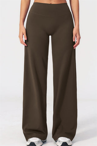 The Dynamic T-shirt Straight Leg Pants 2-Piece Set