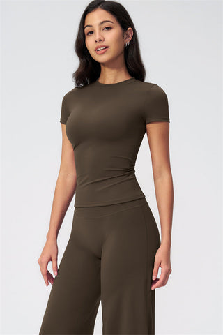 The Dynamic T-shirt Straight Leg Pants 2-Piece Set