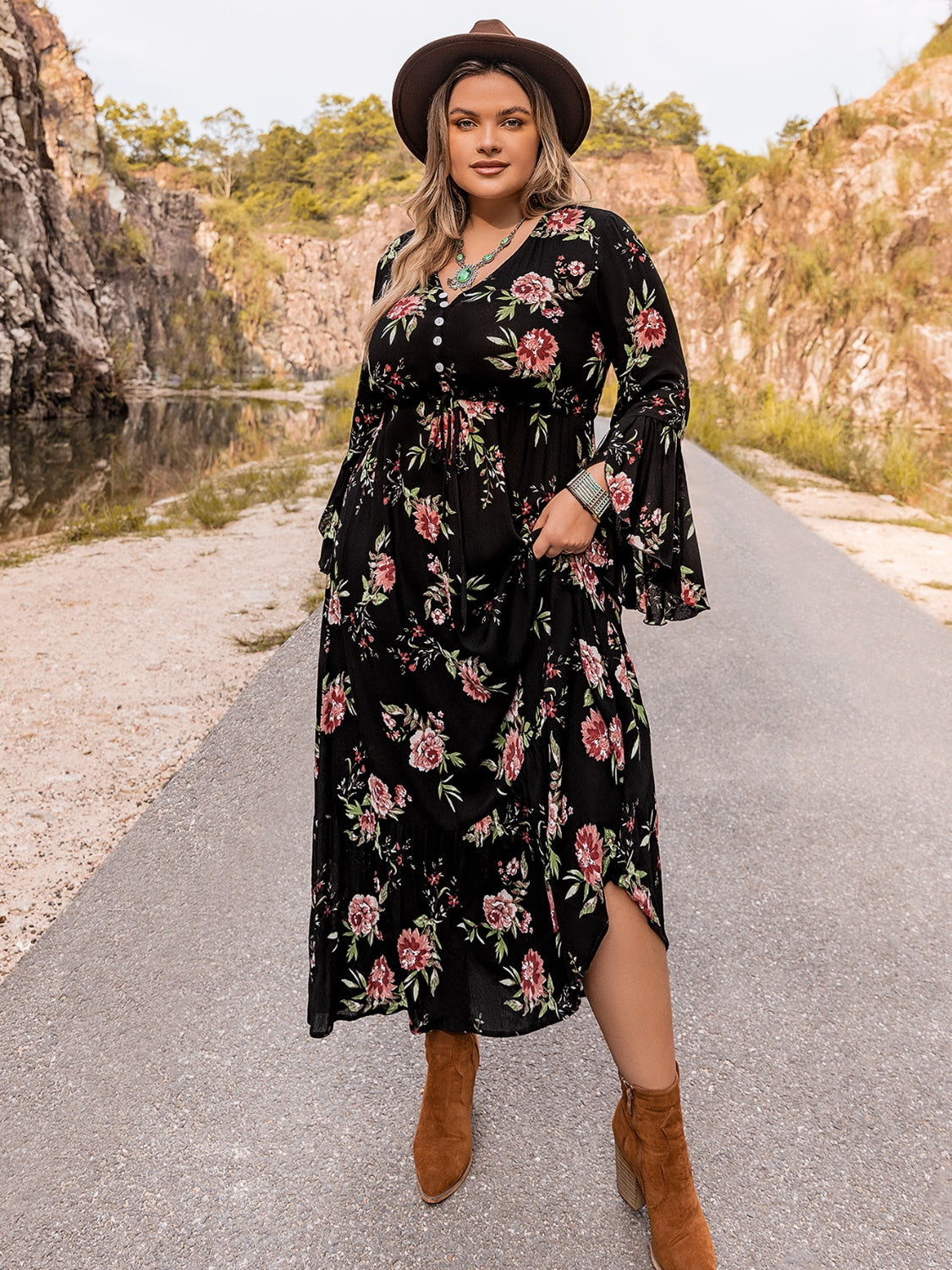 Plus Size Floral Flare Sleeve Dress - Glamourous Grace