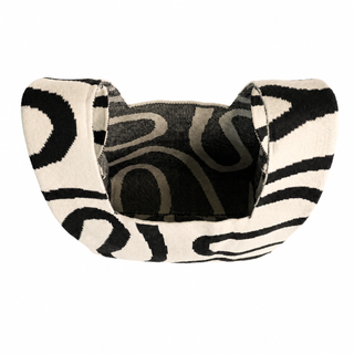 The Meander Black Handbag - Glamourous Grace