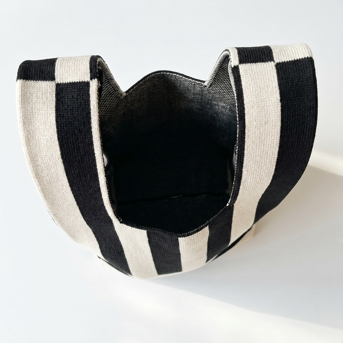 The Original² Black Handbag - Glamourous Grace