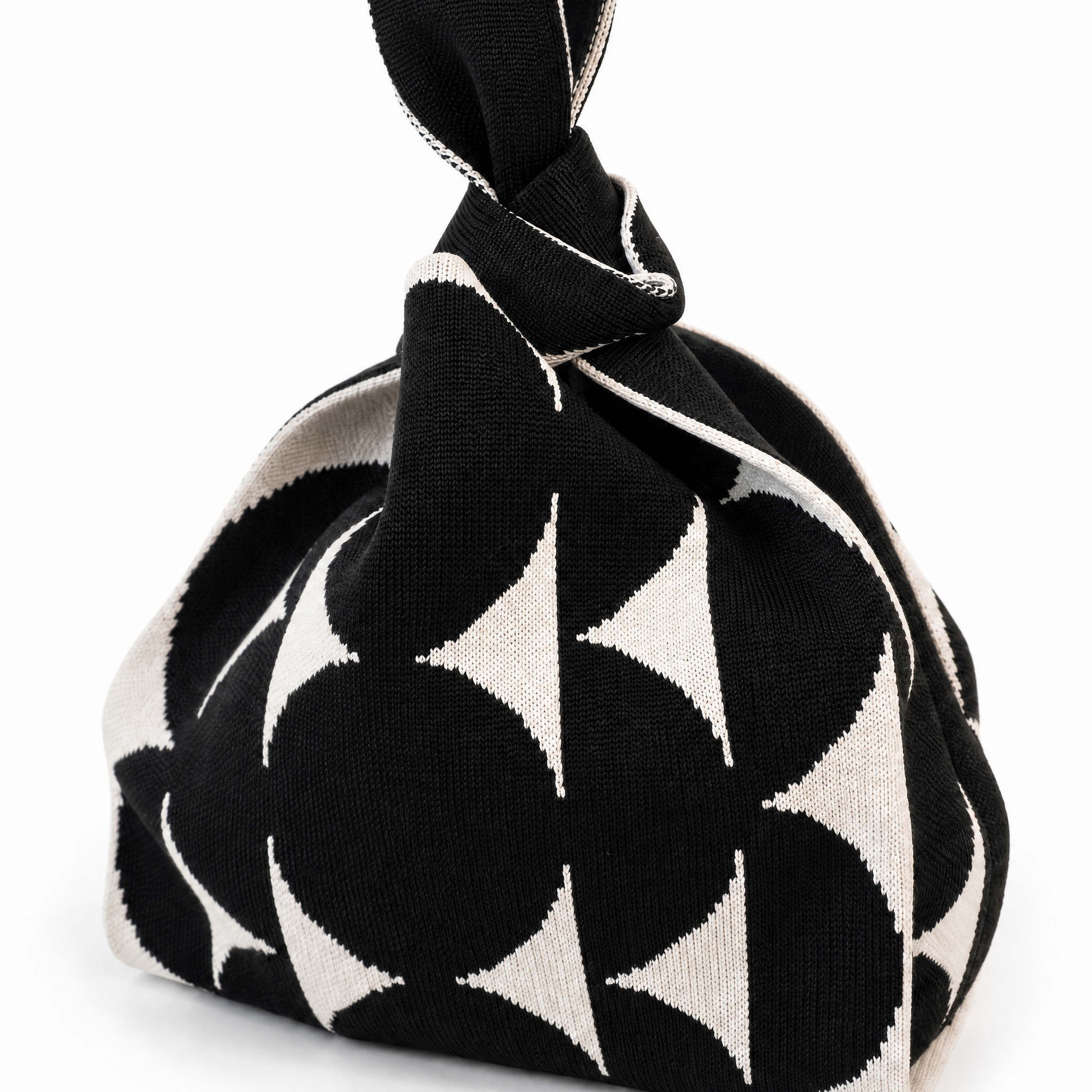 The Black Portobello Handbag - Glamourous Grace