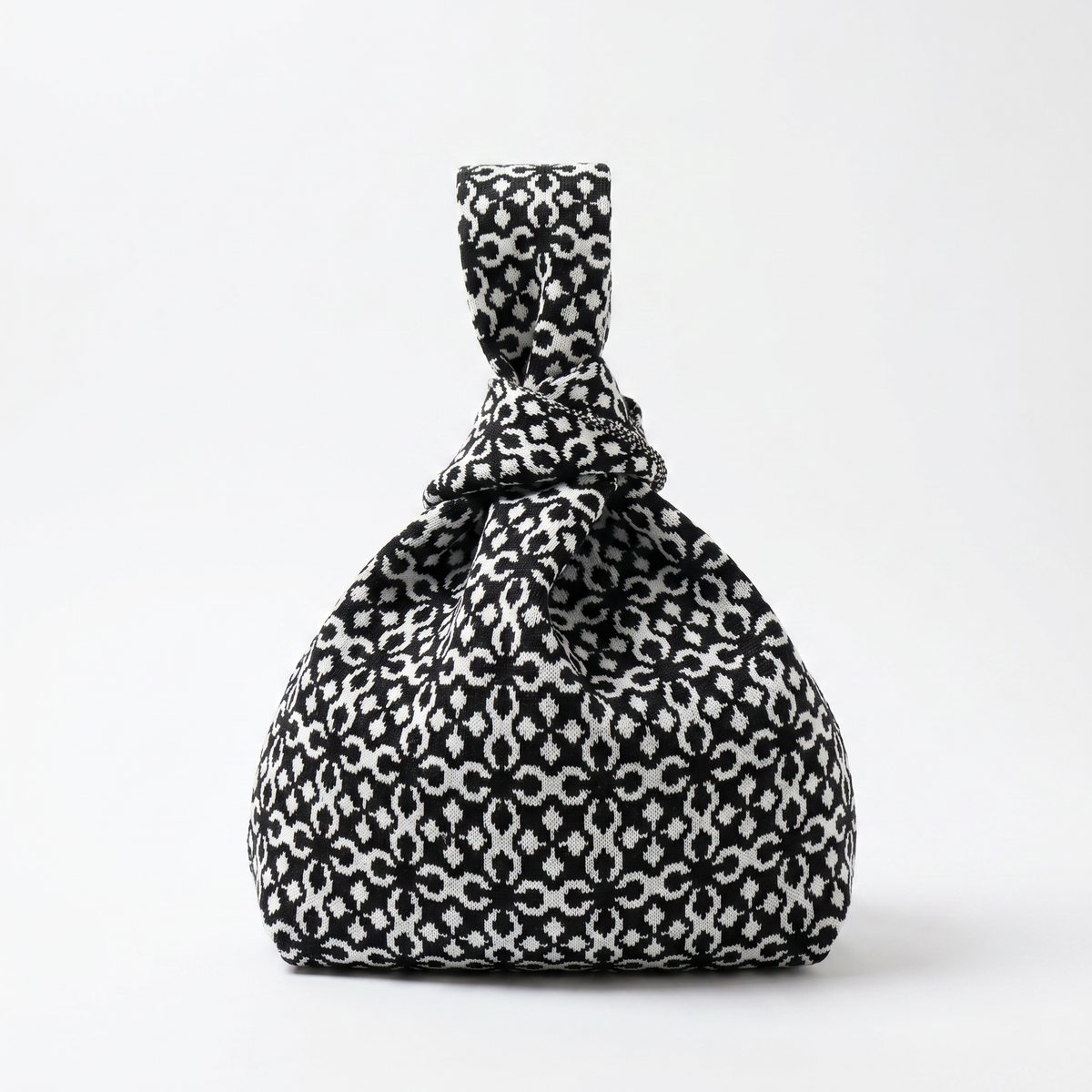 The Black Solitaire Handbag - Glamourous Grace
