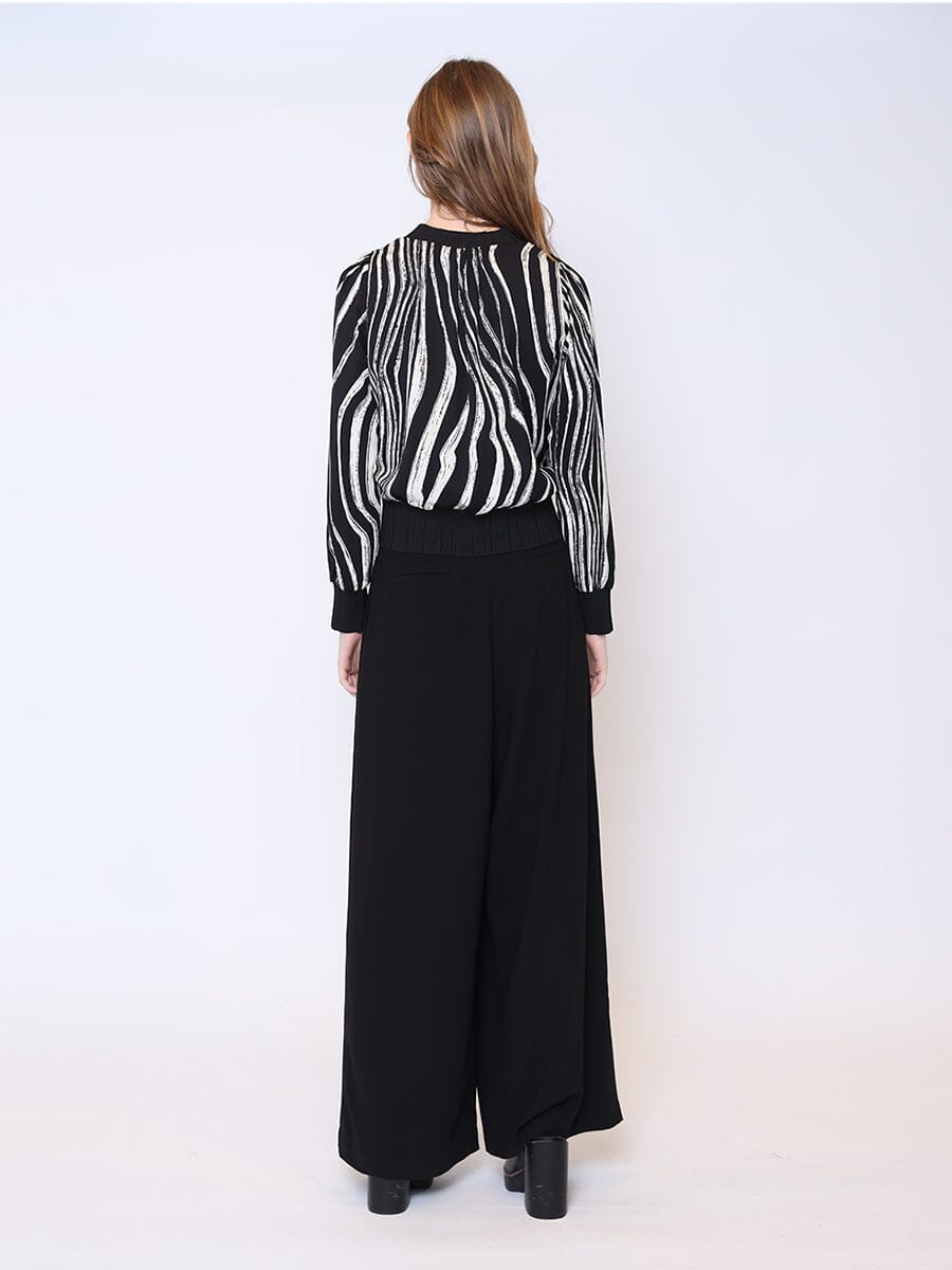 Abstract Printed Cardigan Top - Glamourous Grace