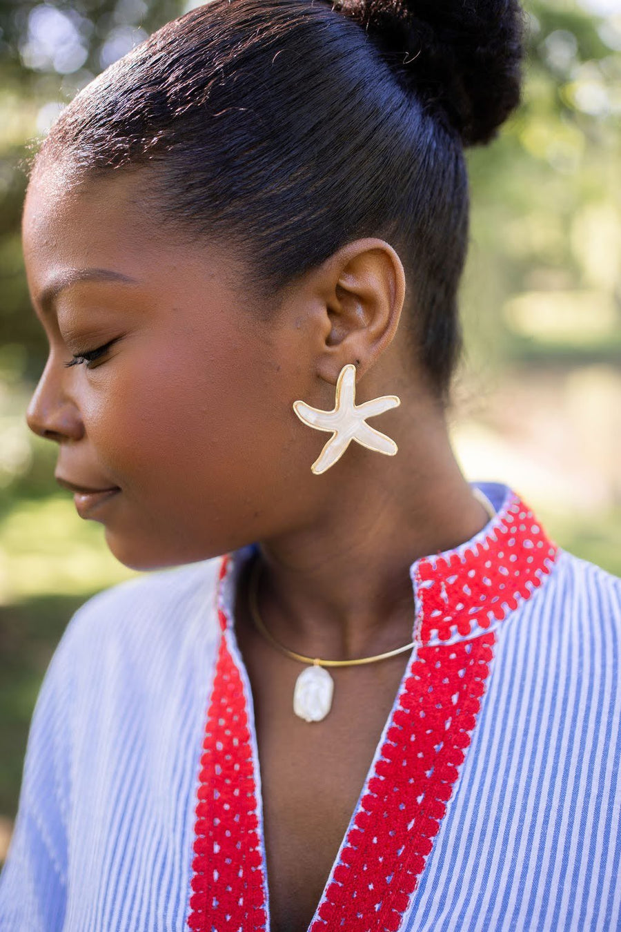 Acrylic Starfish Earring - Glamourous Grace