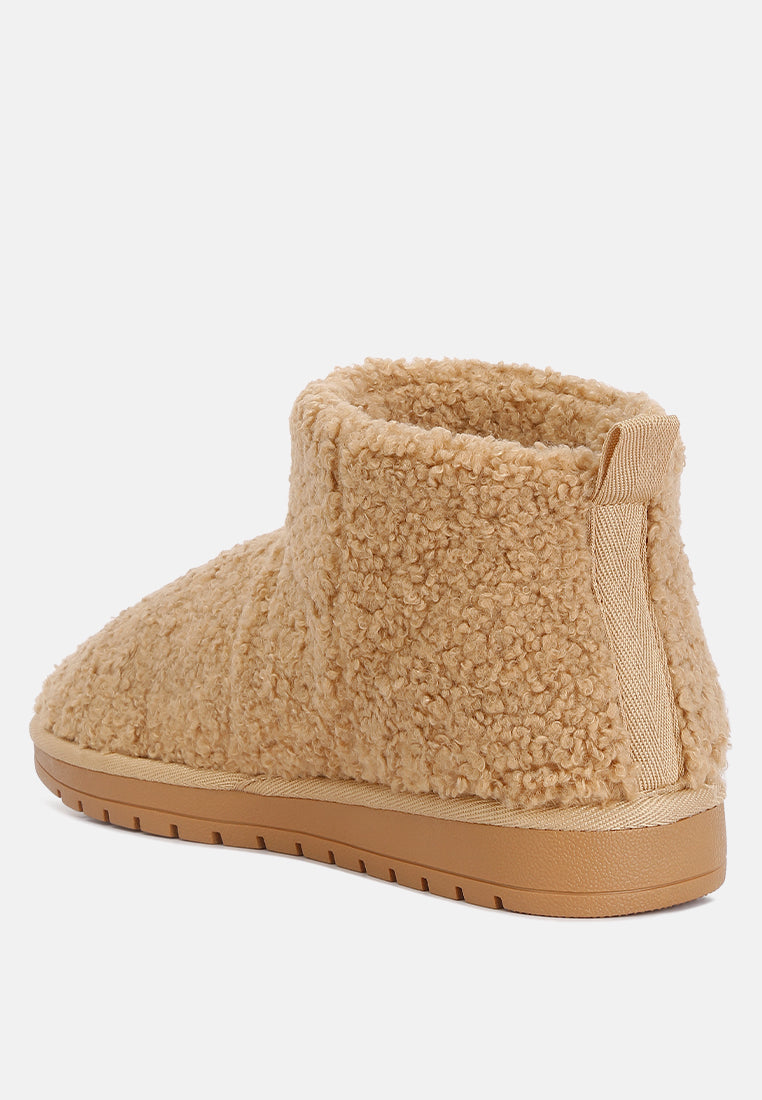 Anatole Fleece Exterior Fluffy Boots - Glamourous Grace