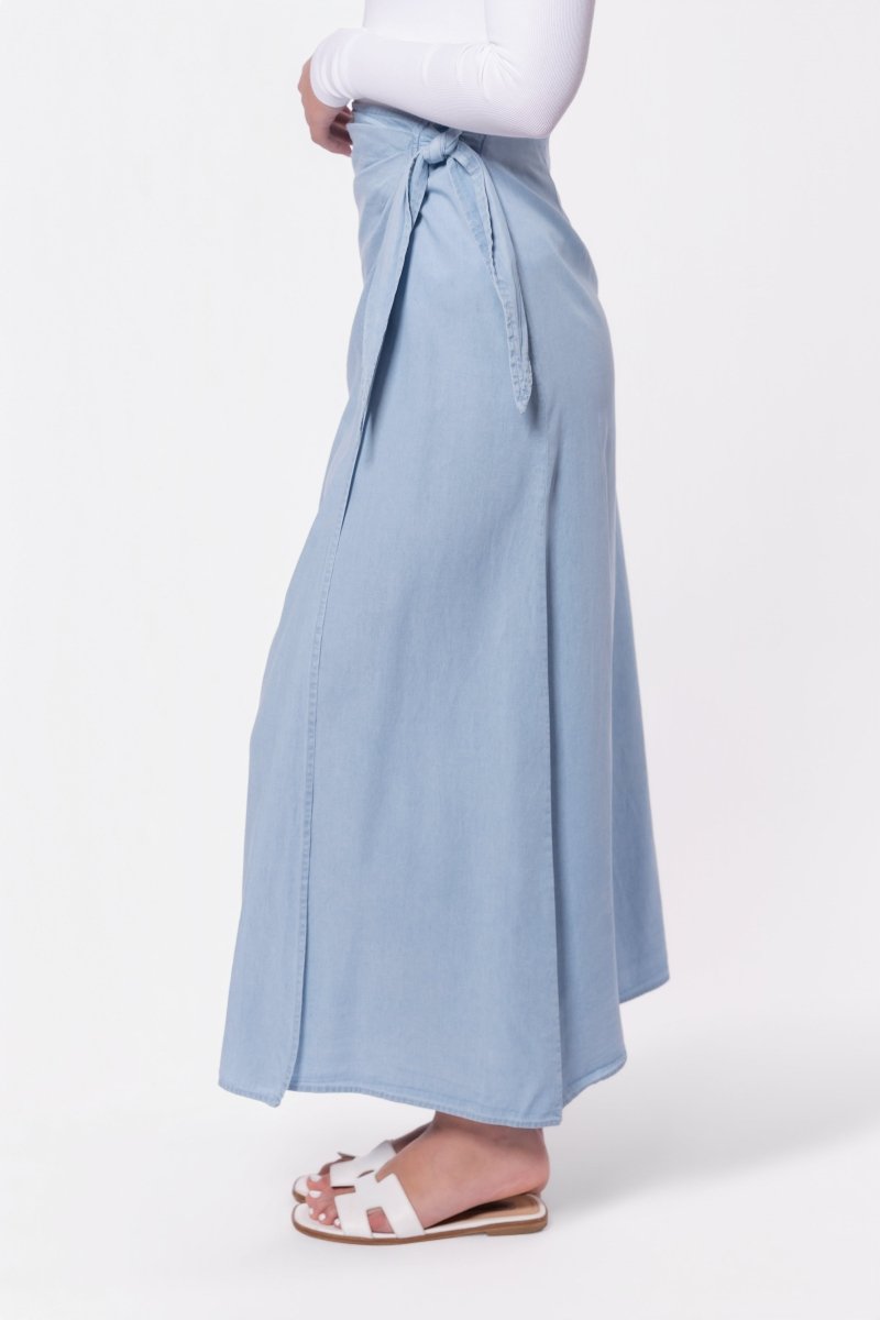 Andie Skirt (Blue) - Glamourous Grace