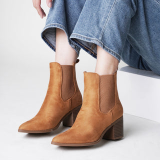 Andi | Camel Suede - Glamourous Grace