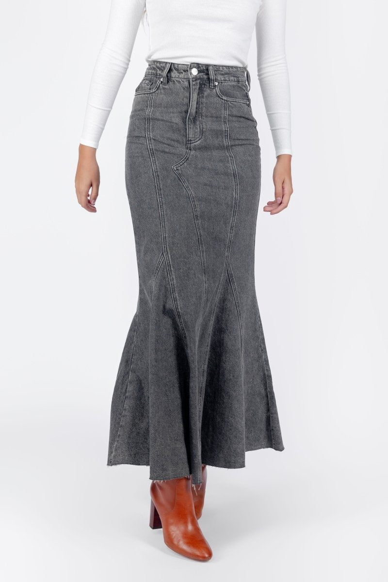 Arden Skirt (Black) - Glamourous Grace