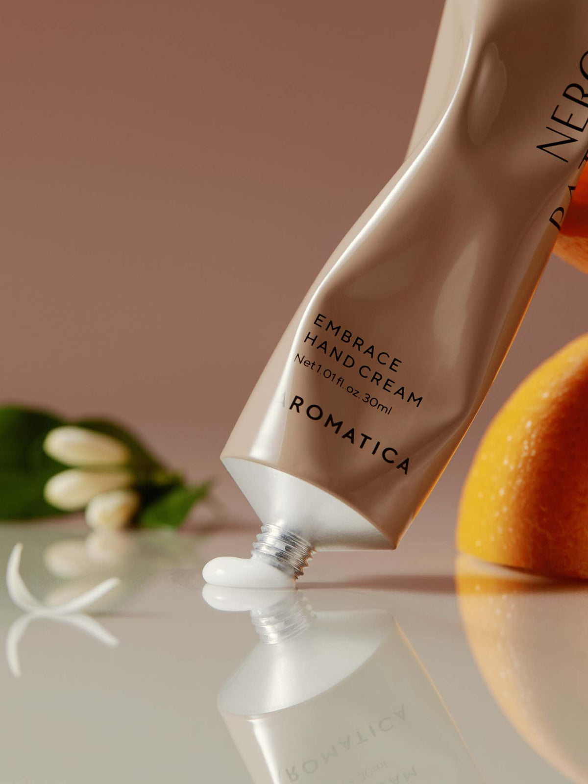 AROMATICA EMBRACE HAND CREAM NEROLI & PATCHOULI 30ml - Glamourous Grace