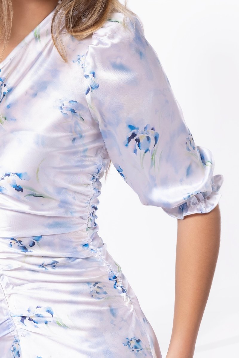 Audrey Dress Short Sleeve (White/Blue) - Glamourous Grace