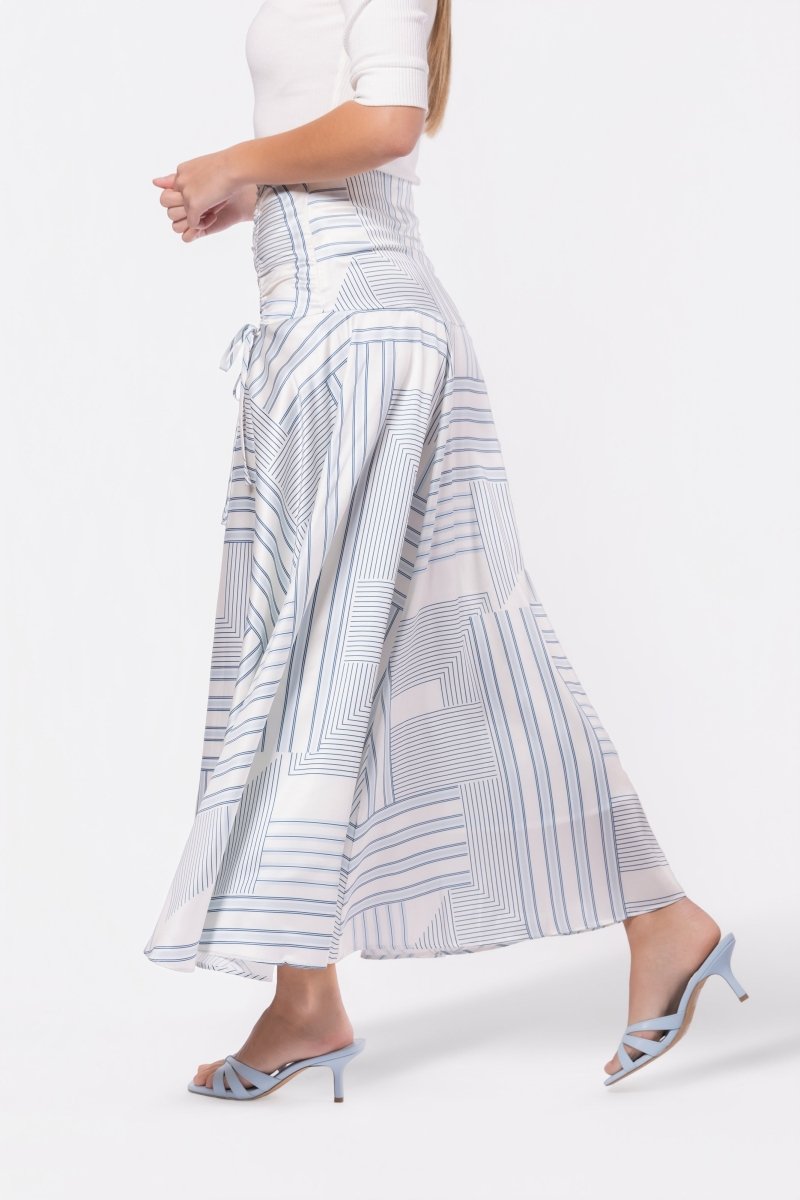 Aviana Skirt (White/Blue) - Glamourous Grace