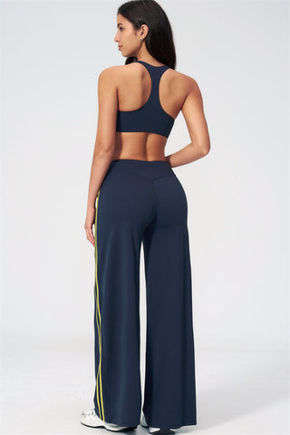 The Evoke Straight Leg Pants