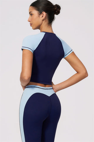 The Sandstone T-shirt Leggings 2-Piece Set