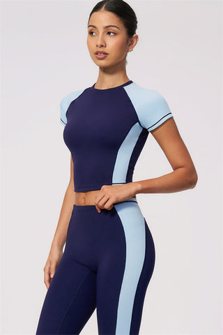 The Sandstone T-shirt Capri Leggings 2-Piece Set