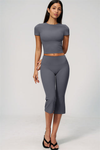 The Zura Capri Leggings