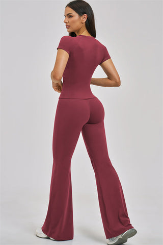 The Zenith T-shirt Flared Leggings 2-Piece Set