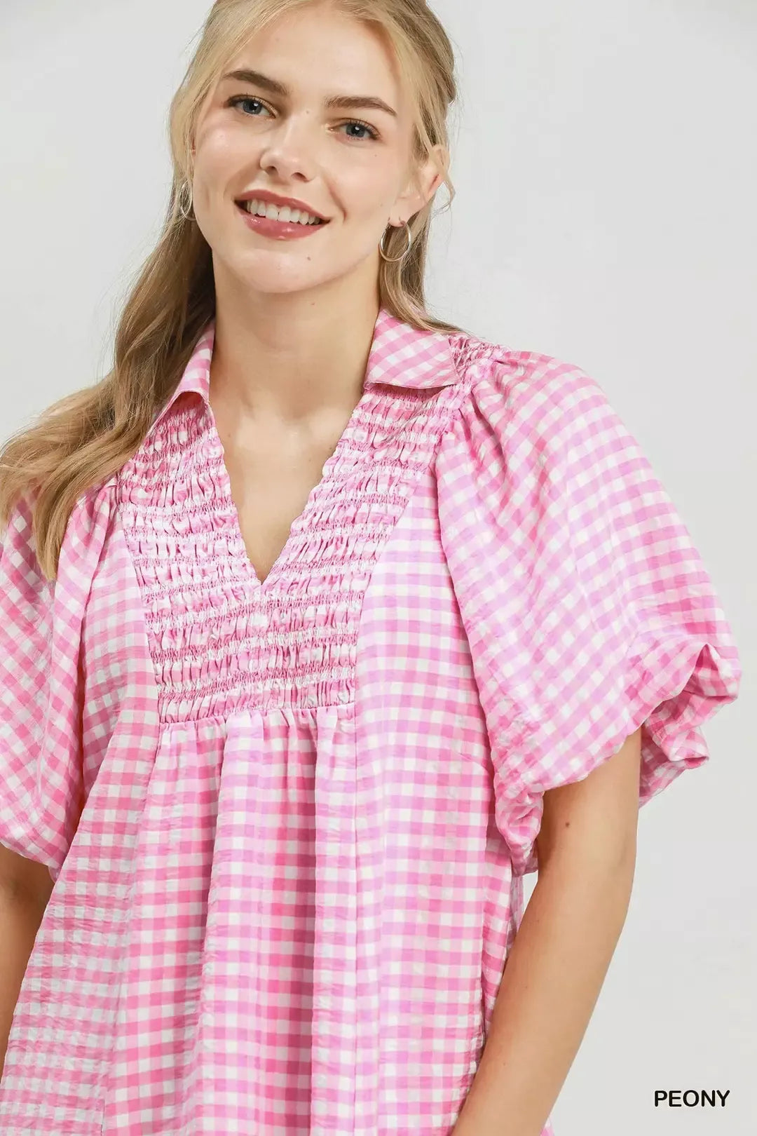 Umgee Smocked Yoke Puff Sleeve Gingham Blouse in Peony - Glamourous Grace