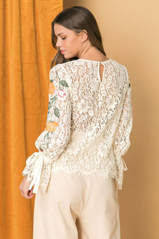EMBROIDERED LACE TOP - Glamourous Grace