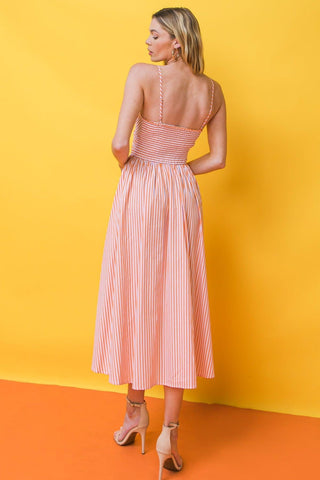 WEEKEND FESTIVALS WOVEN MIDI DRESS - Glamourous Grace