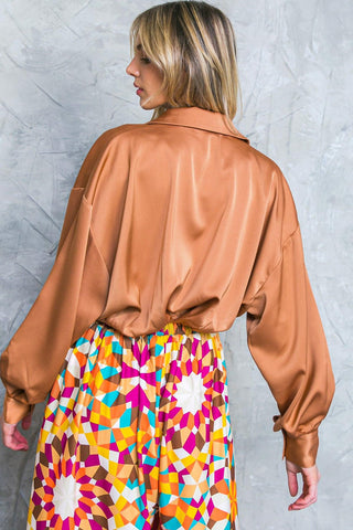 GRACEFUL MOVEMENTS WOVEN TOP - Glamourous Grace