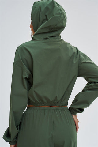The Svelte UV protection Crop Hoodie Sweatpants 2-Piece Set
