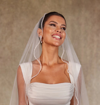 Wavy Beaded Edge Minimalist Wedding Veil- D246 - Glamourous Grace