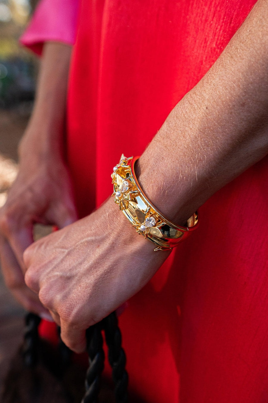 Bee Hinged Cuff - 18k Gold Plated - Glamourous Grace