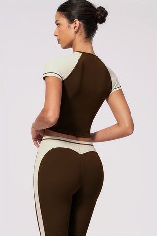 The Sandstone T-shirt Capri Leggings 2-Piece Set