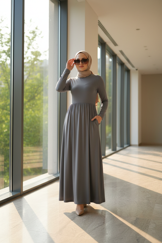 Bella Maxi Jersey Dress with Side Pocket - Glamourous Grace