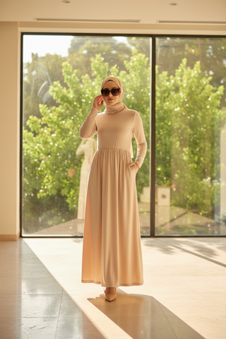 Bella Maxi Jersey Dress with Side Pocket - Glamourous Grace