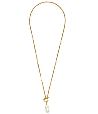 Betsy Necklace - 18k Gold Plating and Freshwater pearls - Glamourous Grace