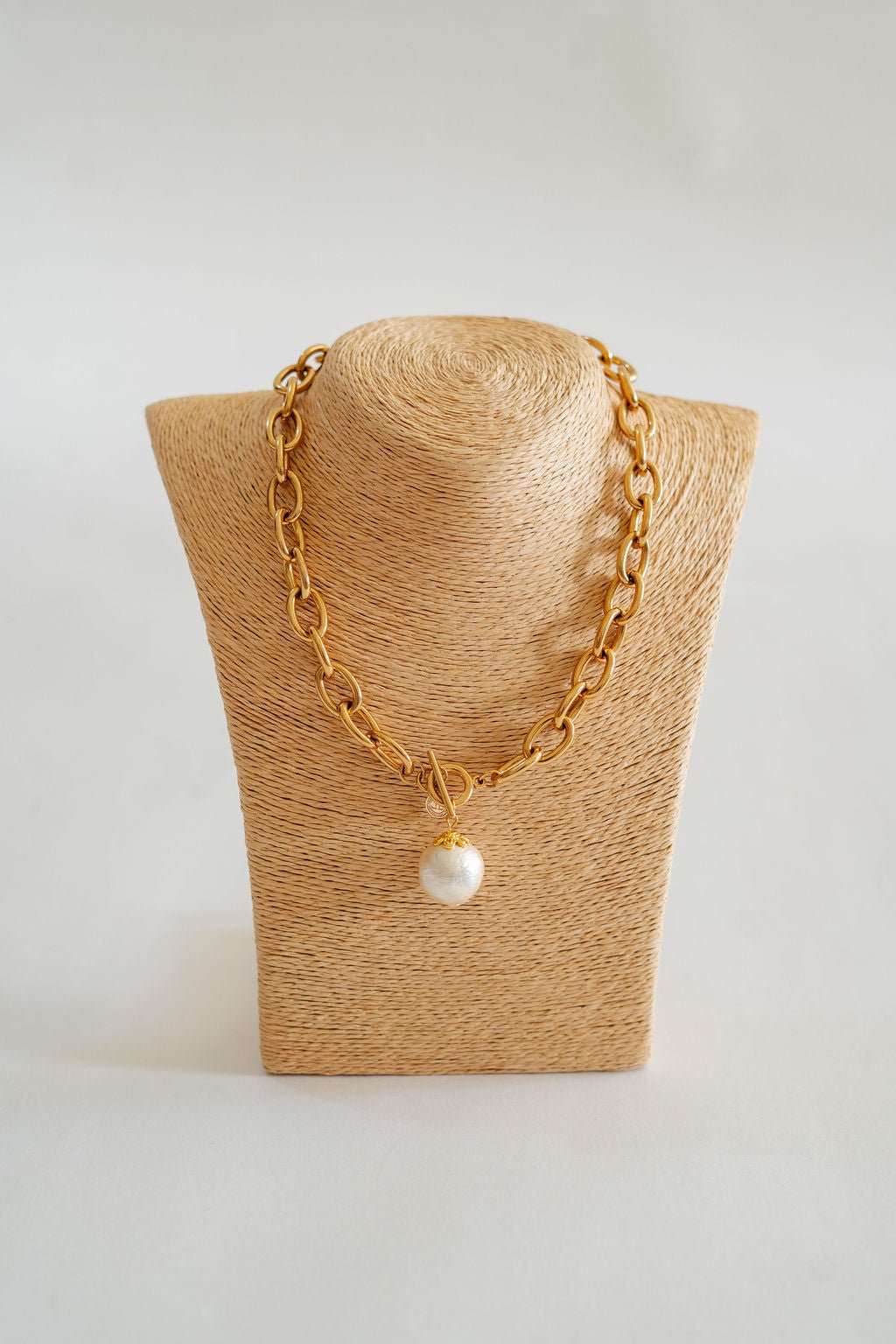 Betty Cotton Pearl Chain Necklace - Glamourous Grace