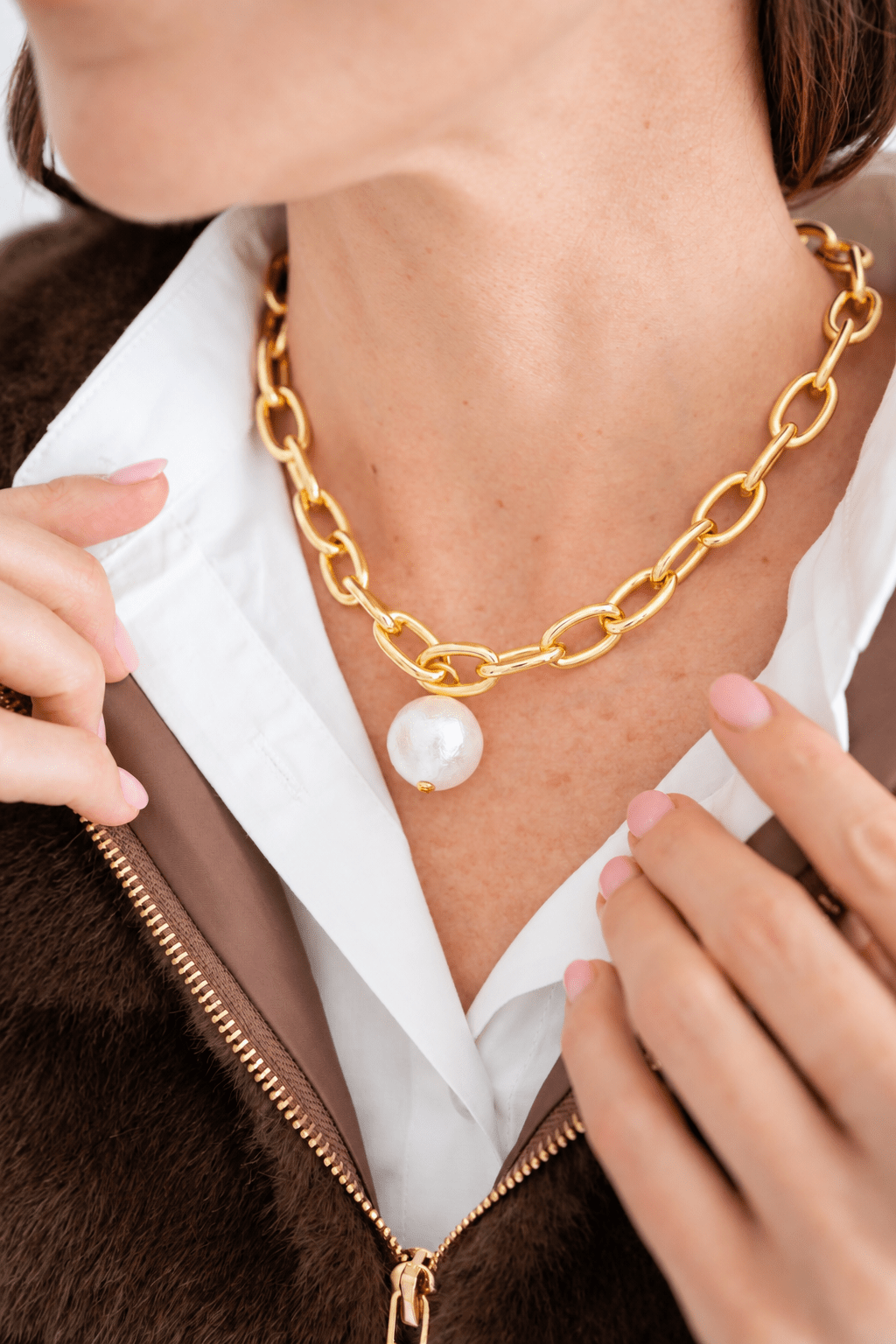 Betty Cotton Pearl Chain Necklace - Glamourous Grace